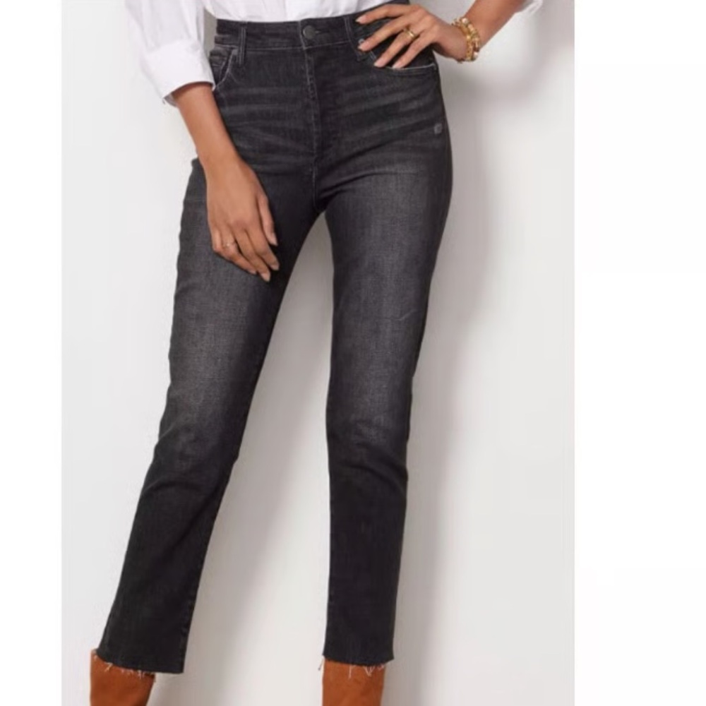 Evereve The Ever Straight Jeans in‎ faded black size 31